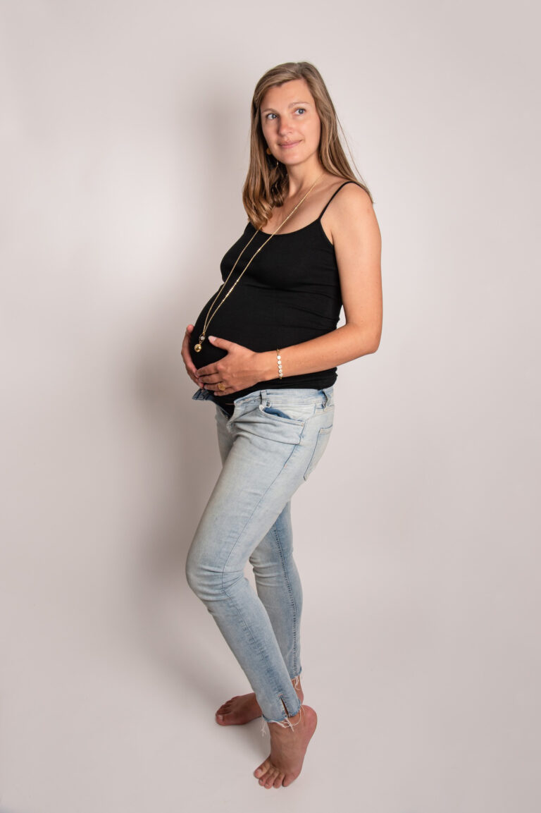 Séance Grossesse 357786018 196690266703099 7613881115157328216 n