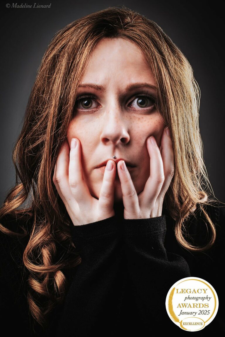 Un petit peu de moi.. 483487577 593554947016627 2698773659277462989 n (1)